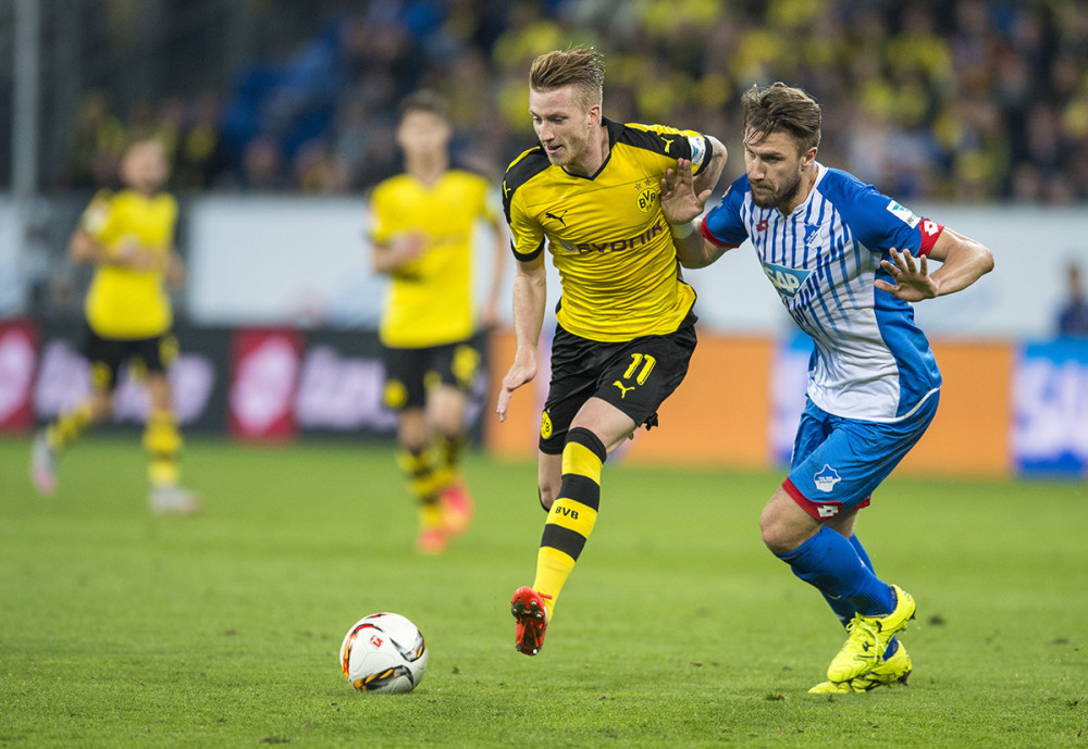  比勒菲尔德斗志昂扬,德甲升班马诠释拼搏精神  